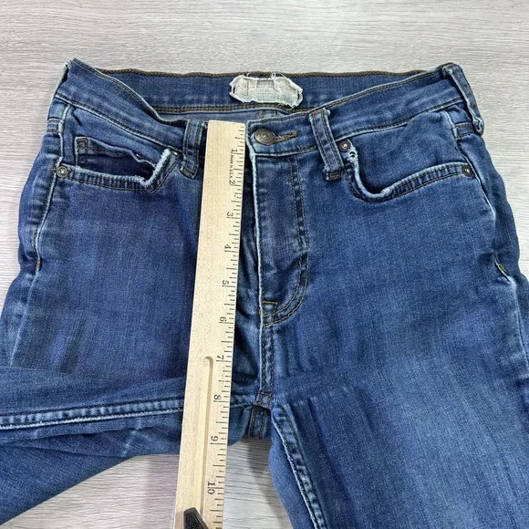 Free People Skinny Jeans Womens 24 Blue Dark Wash Ripped Knees Stretch Denim - Picture 10 of 15